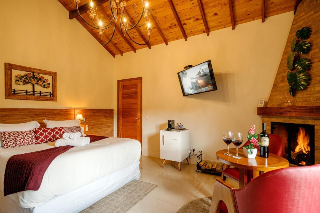 Pousada Valle Das Flores Monte Verde Монти-Верди Экстерьер фото